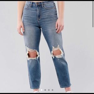 Hollister mom jeans 3R